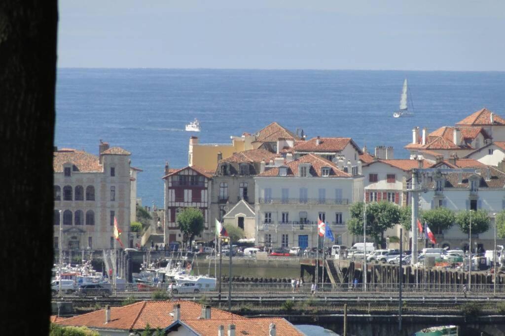 Ciboure:T2, Proximite Golf Et Plages, Vue Sur Mer Luaran gambar
